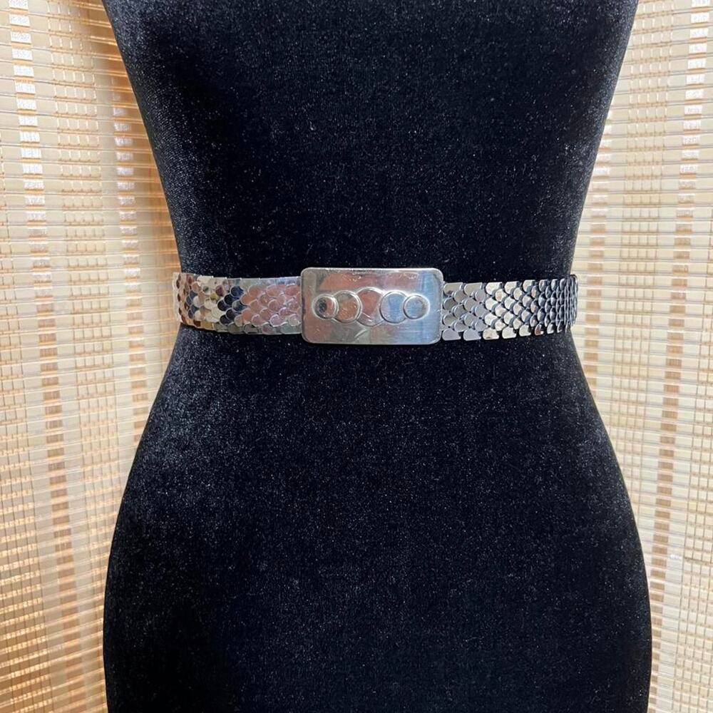 Vintage Disco Silver Fish Scale Belt/Choker Necklace